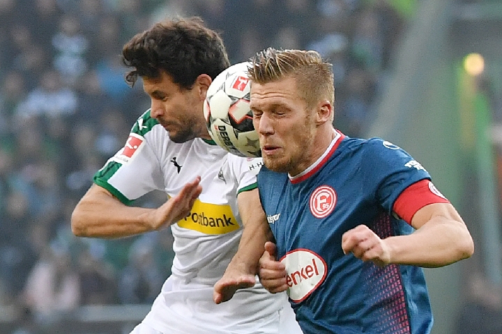 他认为妥协 他认为妥协