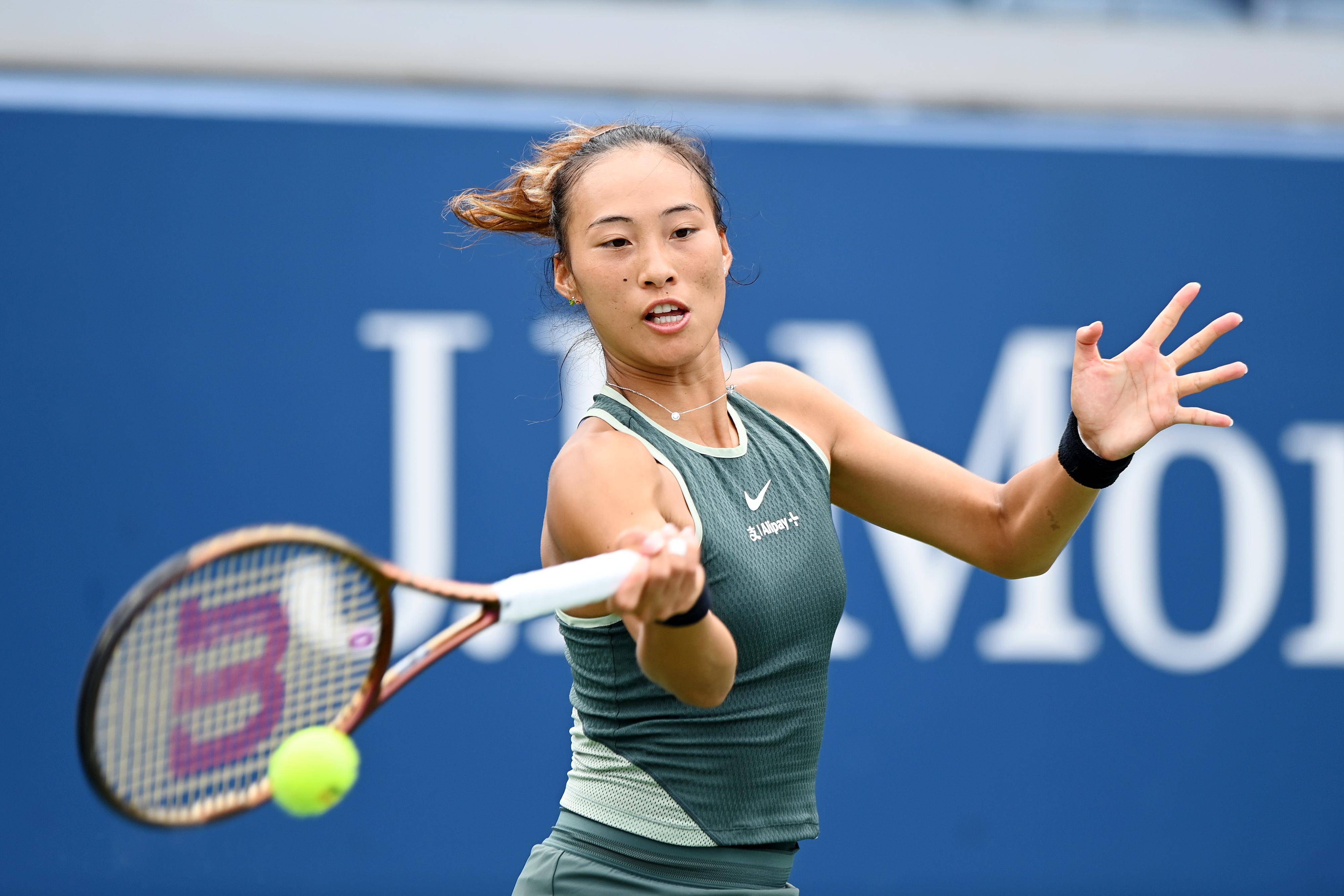 把镜头转向 把镜头转向